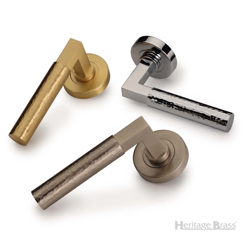 Hammered Bauhaus Door Handle on Round Rose in Polished Brass