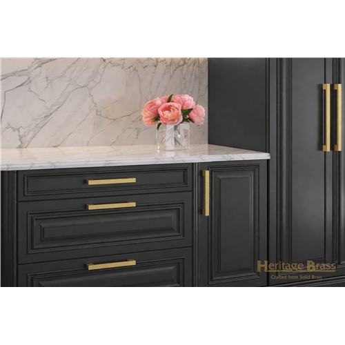 Metro Cabinet Pull Hammered Design in Polished Chrome