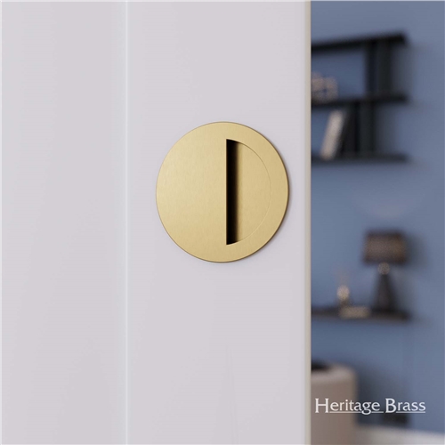 Round Half Moon Flush Pull in Polished Brass