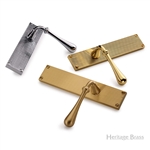 Roma Reeded Door Handle on Plate in Antique Brass