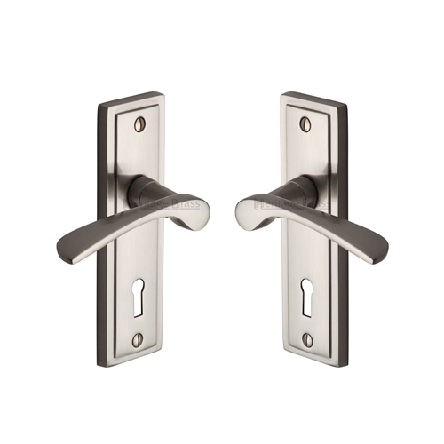 Boston Door Handle on Plate