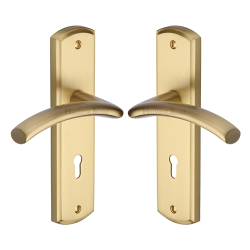 Door Handles - Door Handles on Plate - Centaur - Heritage Brass