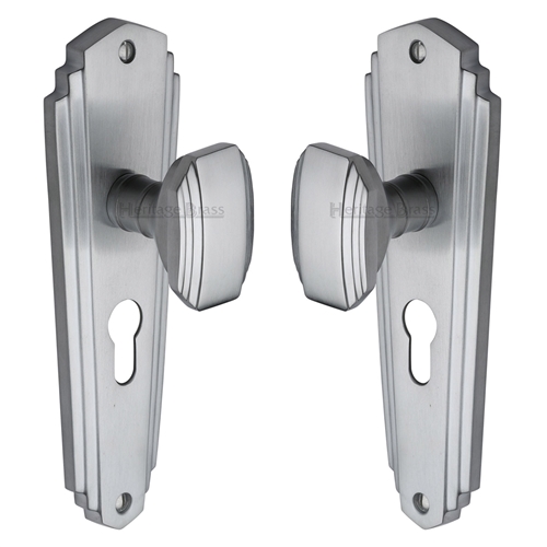 Charlston Door Knob on Plate
