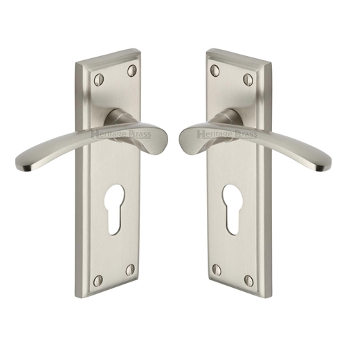 Hilton Door Handle on Plate