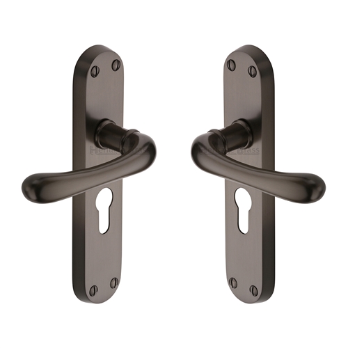 Luna Door Handle on Plate