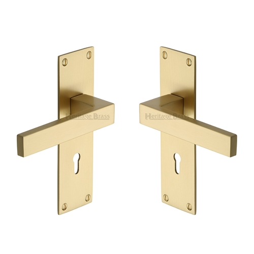 Metro Door Handle on Plate