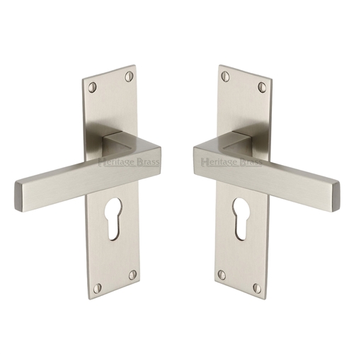 Metro Door Handle on Plate