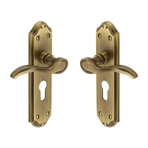 Verona Small Door Handle on Plate