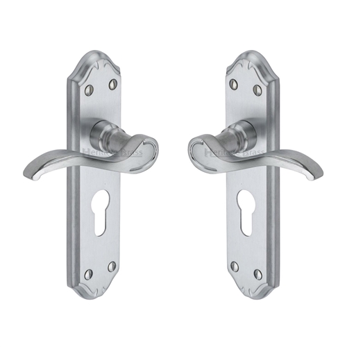 Verona Small Door Handle on Plate