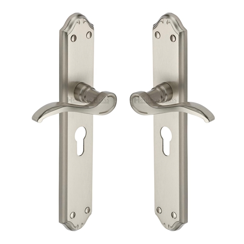Verona Door Handle on Plate