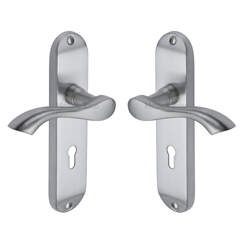 Algarve Door Handle on Plate