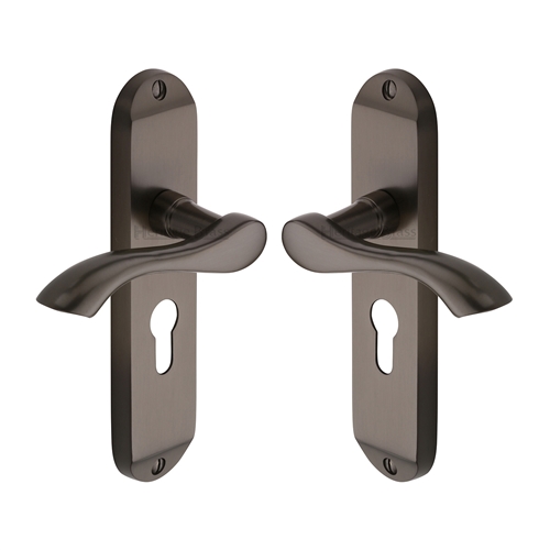 Algarve Door Handle on Plate