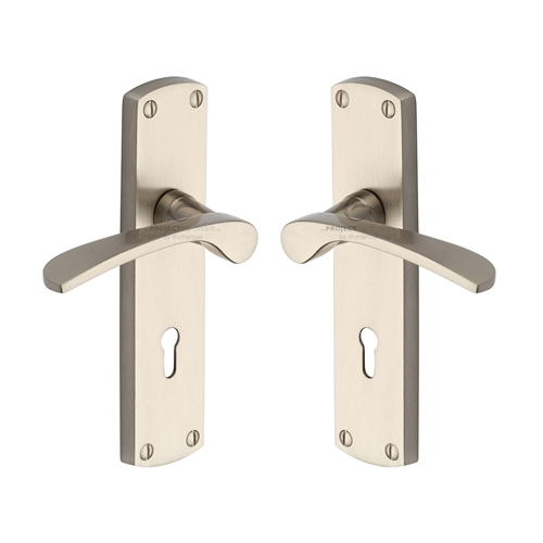 Luca Door Handle on Plate