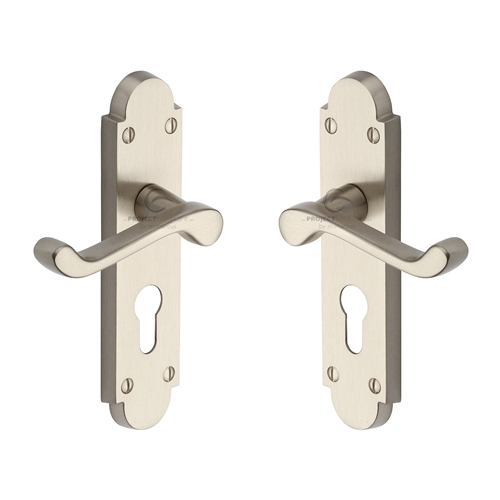 Milton Door Handle on Plate