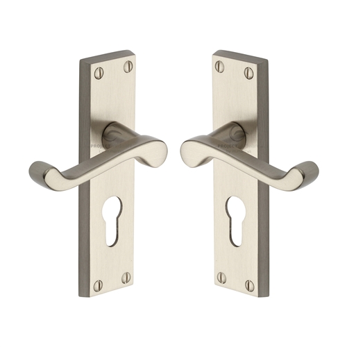 Malvern Door Handle on Plate