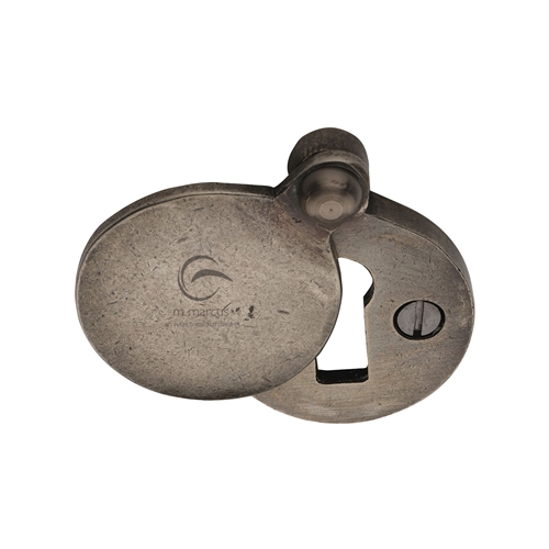 Rustic Bronze Covered Keyhole Round