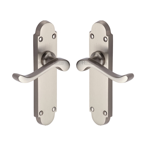 Savoy Door Handle on Plate