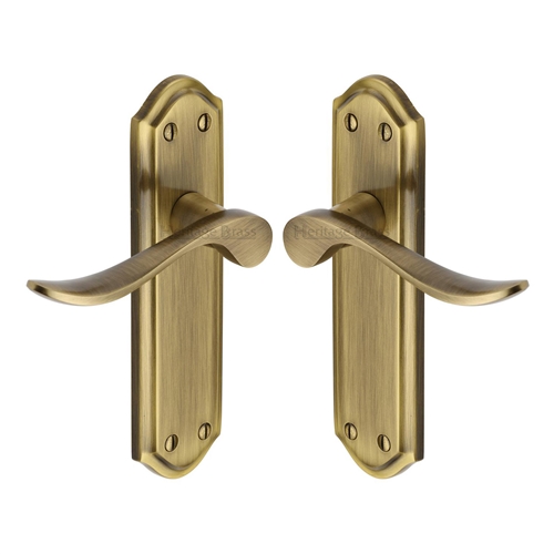 Sandown Door Handle on Plate