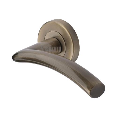 Tosca Door Handle on Round Rose