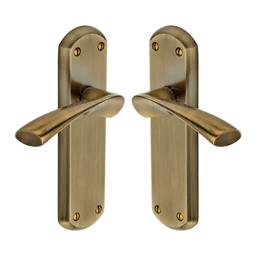 Atlanta Door Handle on Plate