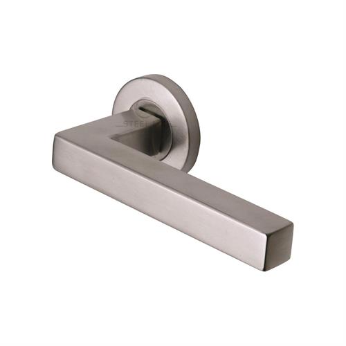 Tube Door Handle on Round Rose