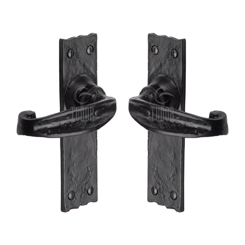 Tudor Wellington Door Handle on Plate