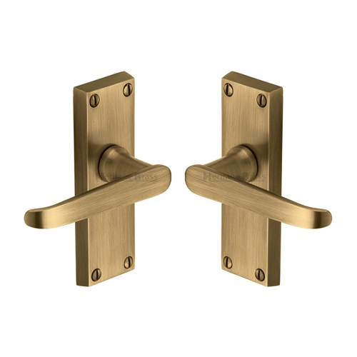 Victoria Short Door Handle on Plate