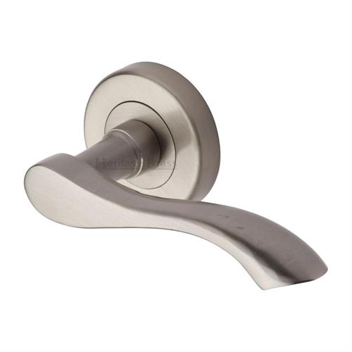 Algarve Door Handle on Round Rose