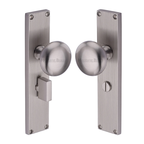 Victoria Reeded Mortice Knob on Plate