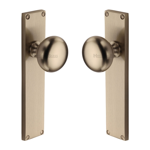 Victoria Mortice Knob on Plate