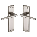 Kendal Door Handle on Plate in Satin Nickel