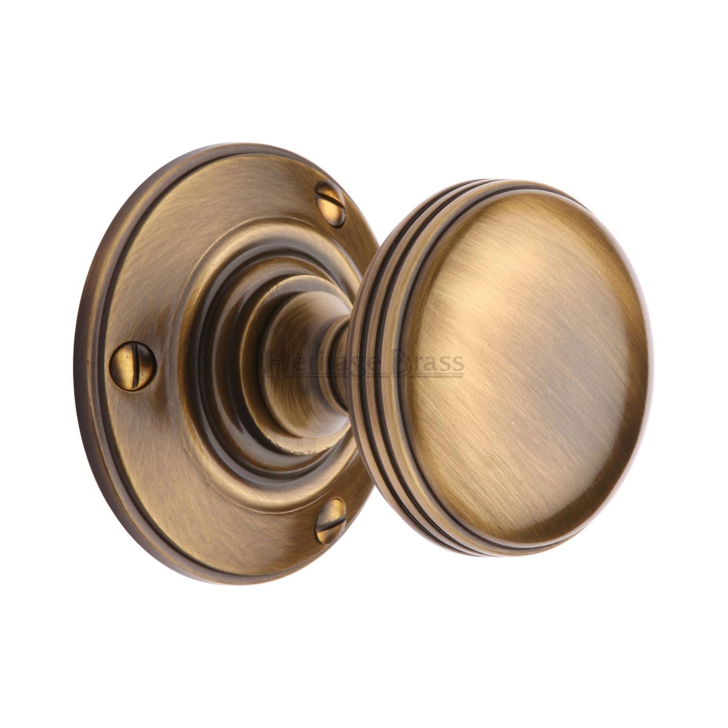 Richmond Door Knob on Rose in Antique Brass