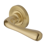 Charlbury Reeded Door Handle on Round Rose in Satin Brass