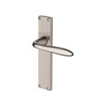 Sutton Reeded Door Handle on Plate in Satin Nickel