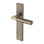 Bauhaus Reeded Door Handle on Plate in Antique Brass