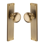 Victoria Reeded Mortice Knob on Plate in Antique Brass