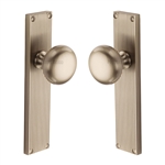 Victoria Reeded Mortice Knob on Plate in Satin Nickel