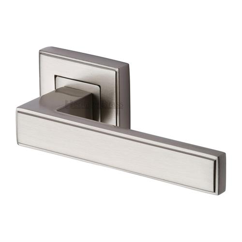 Linear Sq Door Handle on Square Rose
