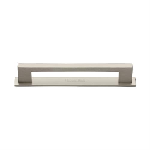 Metro Cabinet Pull Handle with Plate