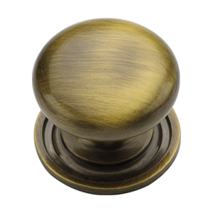 Victorian Round Cabinet Knob with Base